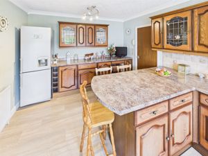 Kitchen- click for photo gallery